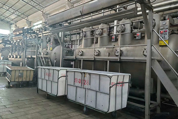 洪顺分析福建高温染色机行业的现状